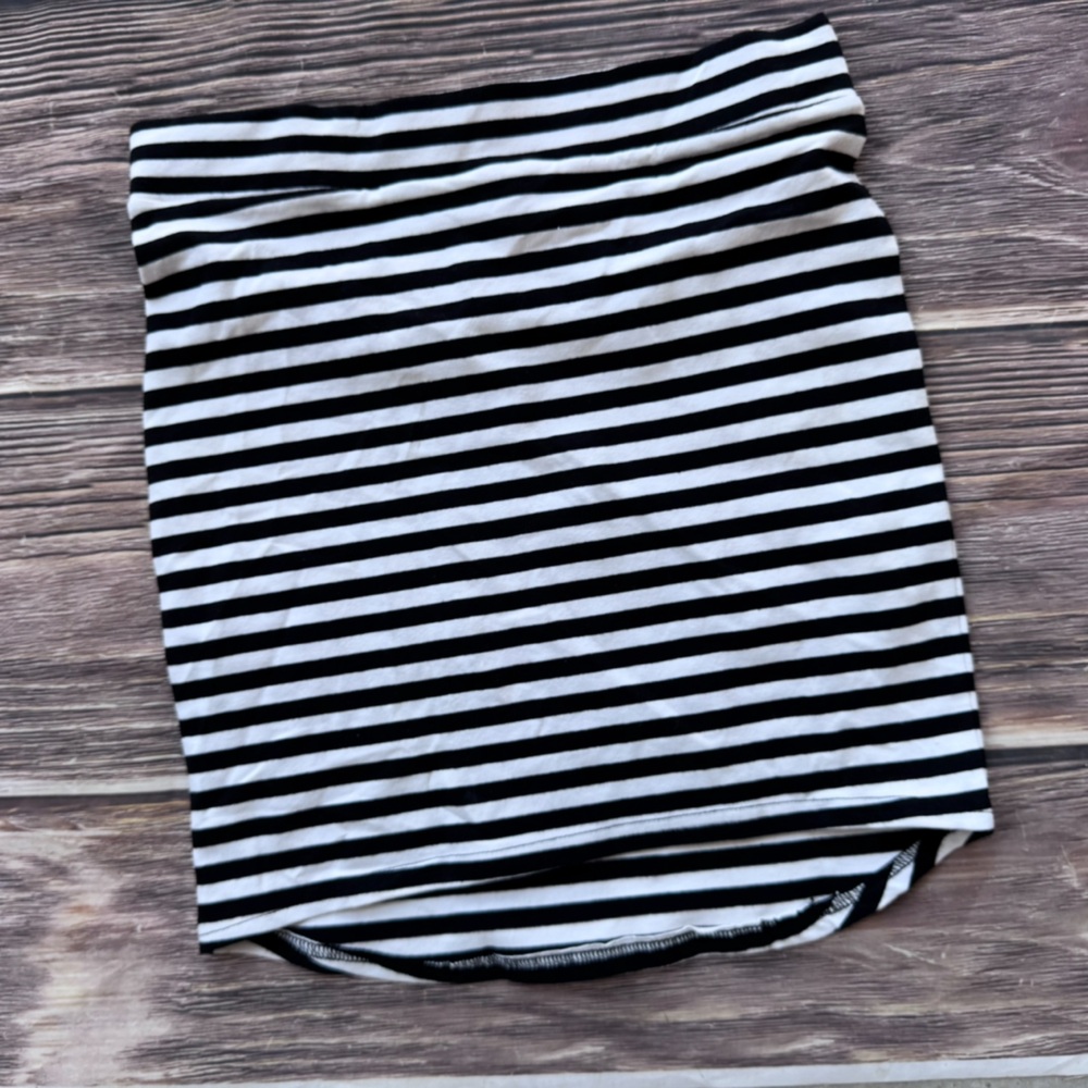 NWT H&M Divided Black White Striped Mini Skirt Bodycon Stretch Women’s Small S